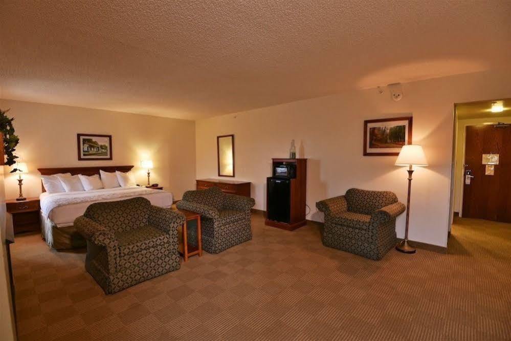 Chief Logan Lodge Hotel & Conference Zewnętrze zdjęcie